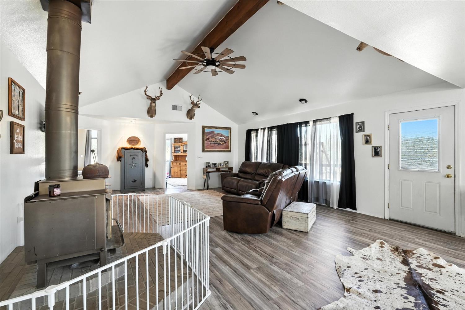 14982 N Morgan Canyon Rd, Prather, CA 93651