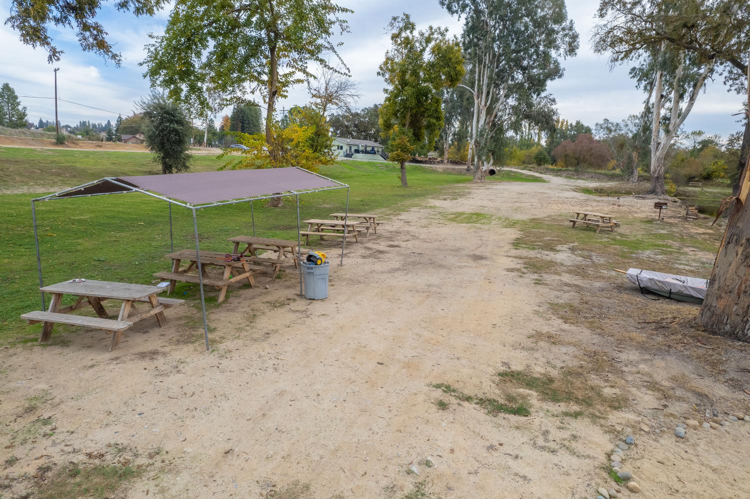 10705 N Lanes Rd, Fresno, CA 93730