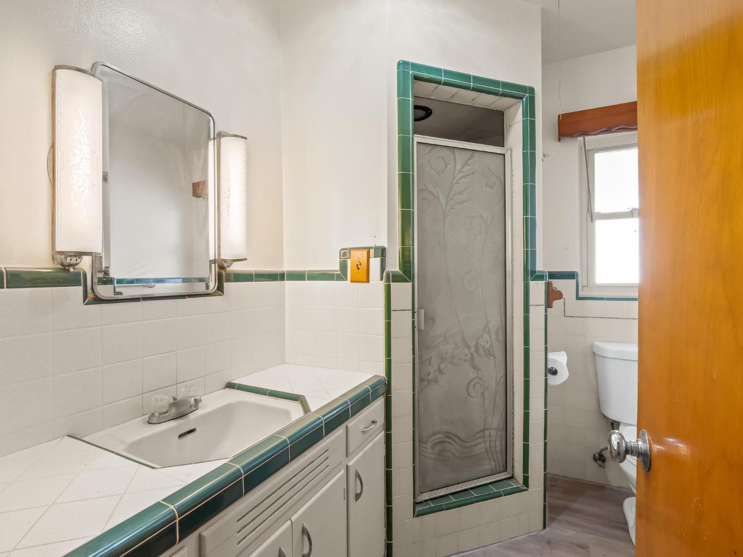 5454 N Floyd Ave, Fresno, CA 93723