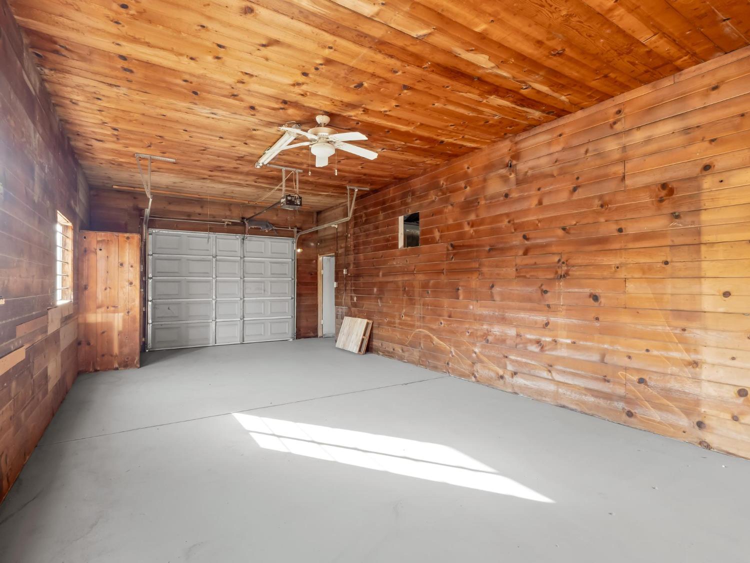 5454 N Floyd Ave, Fresno, CA 93723