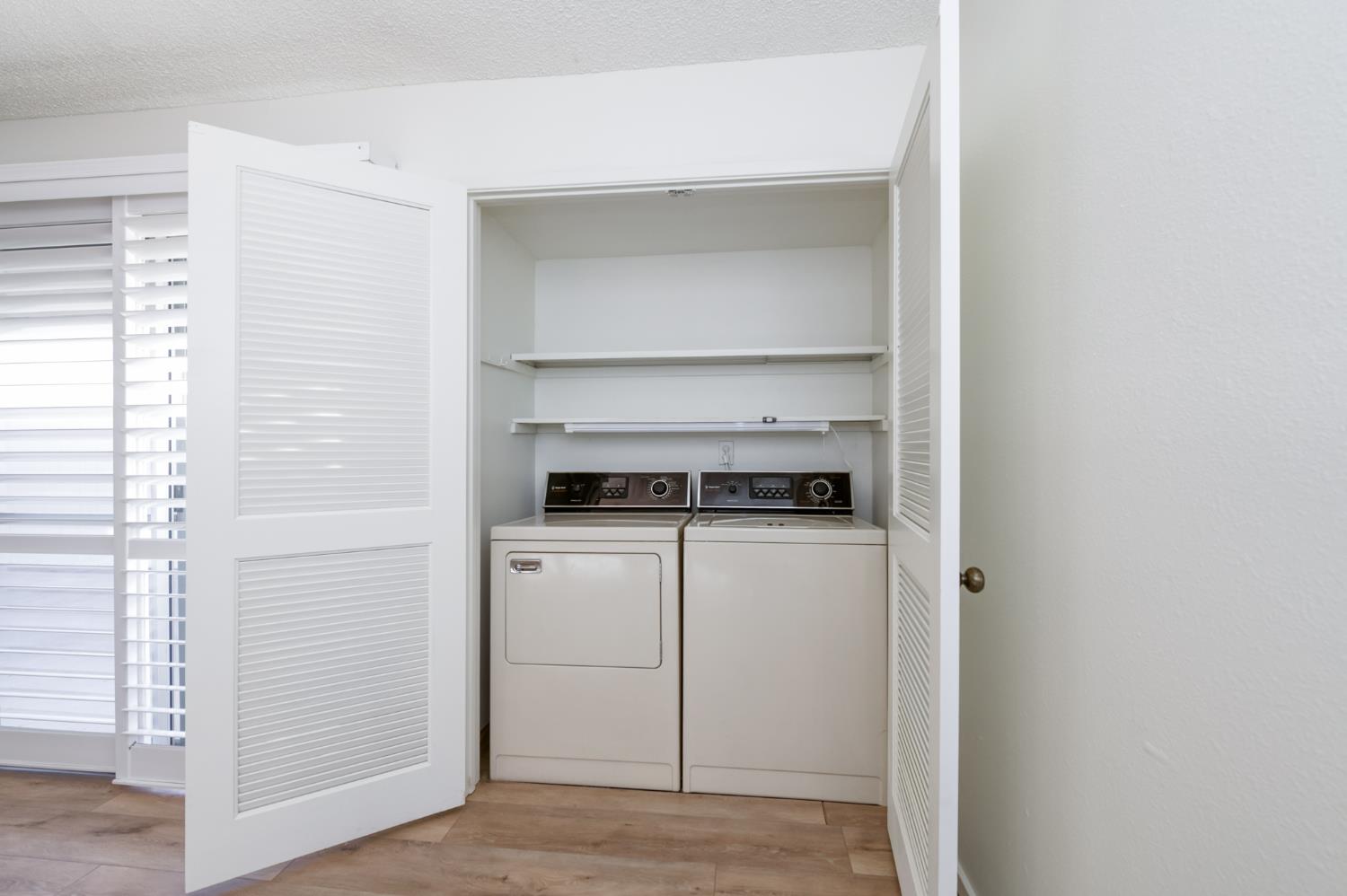 1068 W Browning Ave #B, Fresno, CA 93711