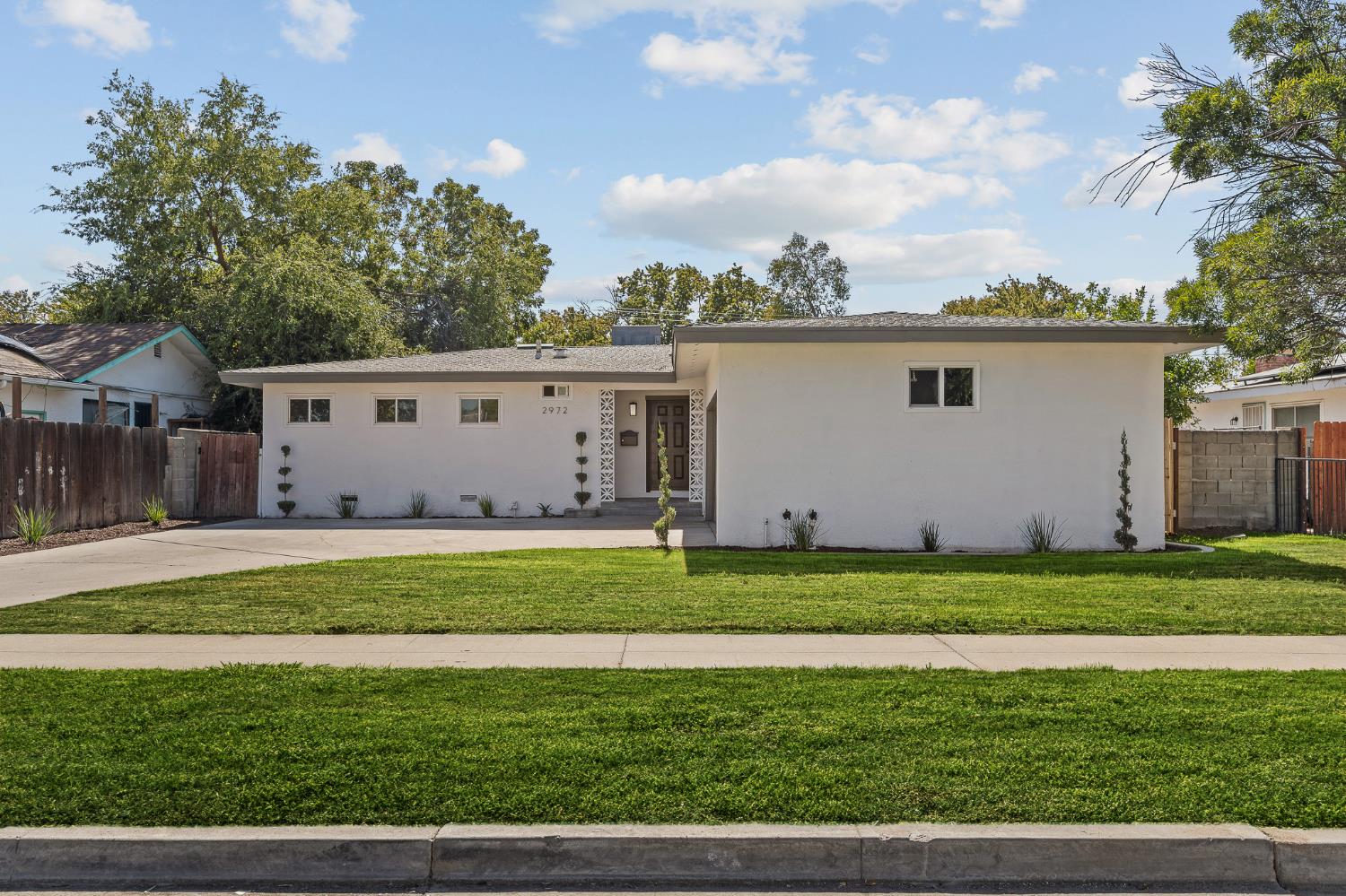 2972 E Northdale Ave, Fresno, CA 93726