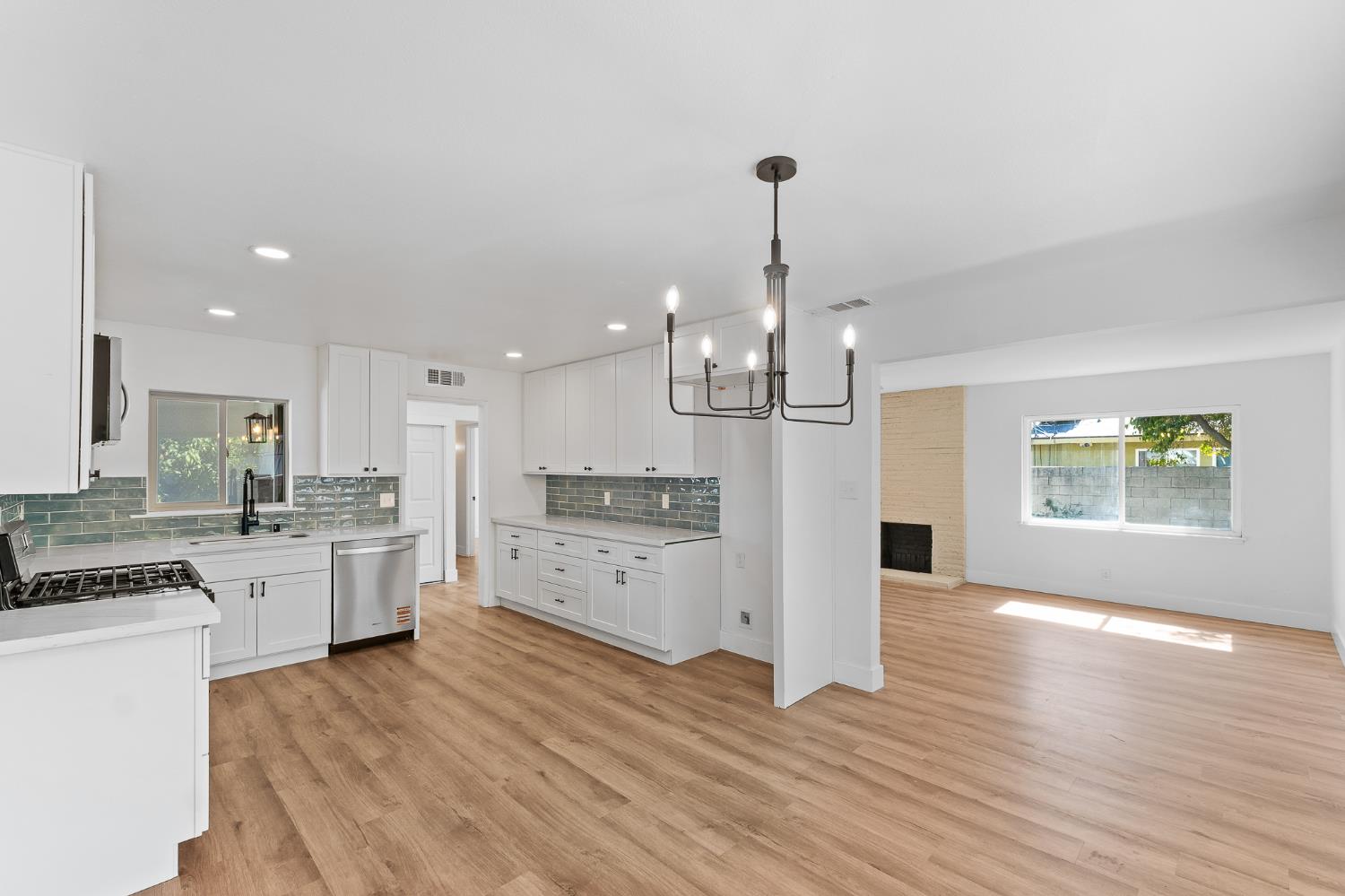 2972 E Northdale Ave, Fresno, CA 93726