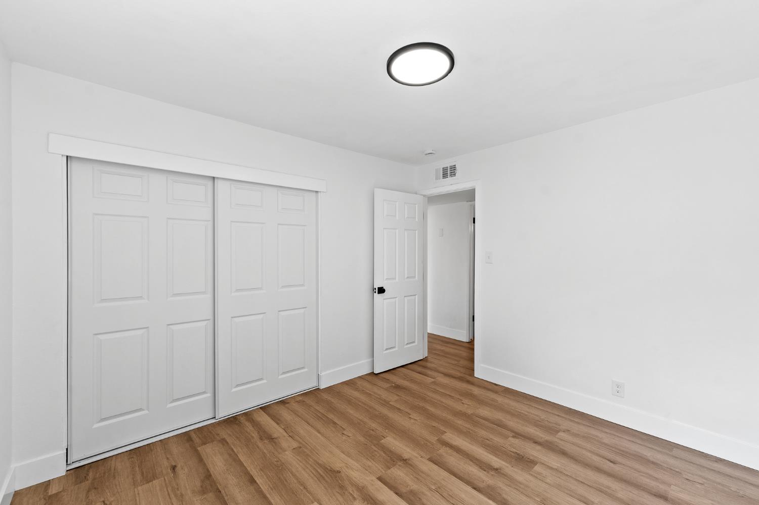 2972 E Northdale Ave, Fresno, CA 93726