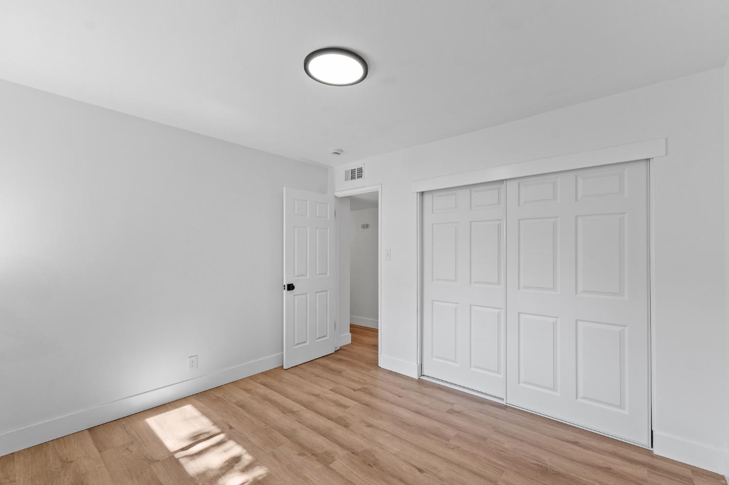 2972 E Northdale Ave, Fresno, CA 93726