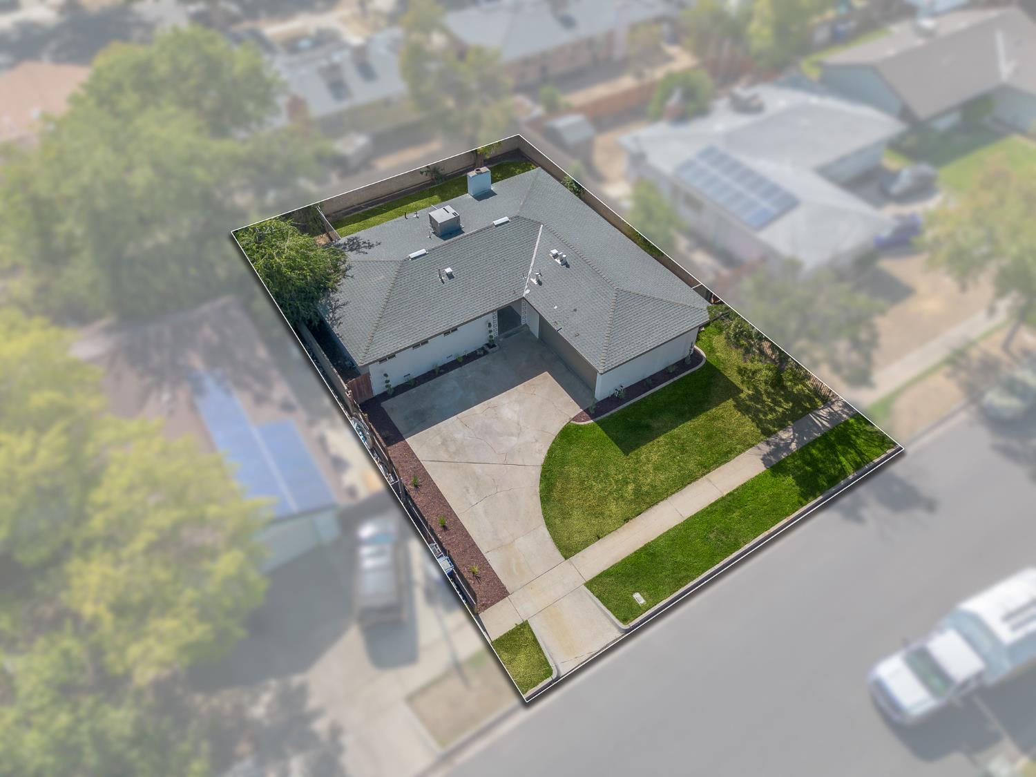 2972 E Northdale Ave, Fresno, CA 93726