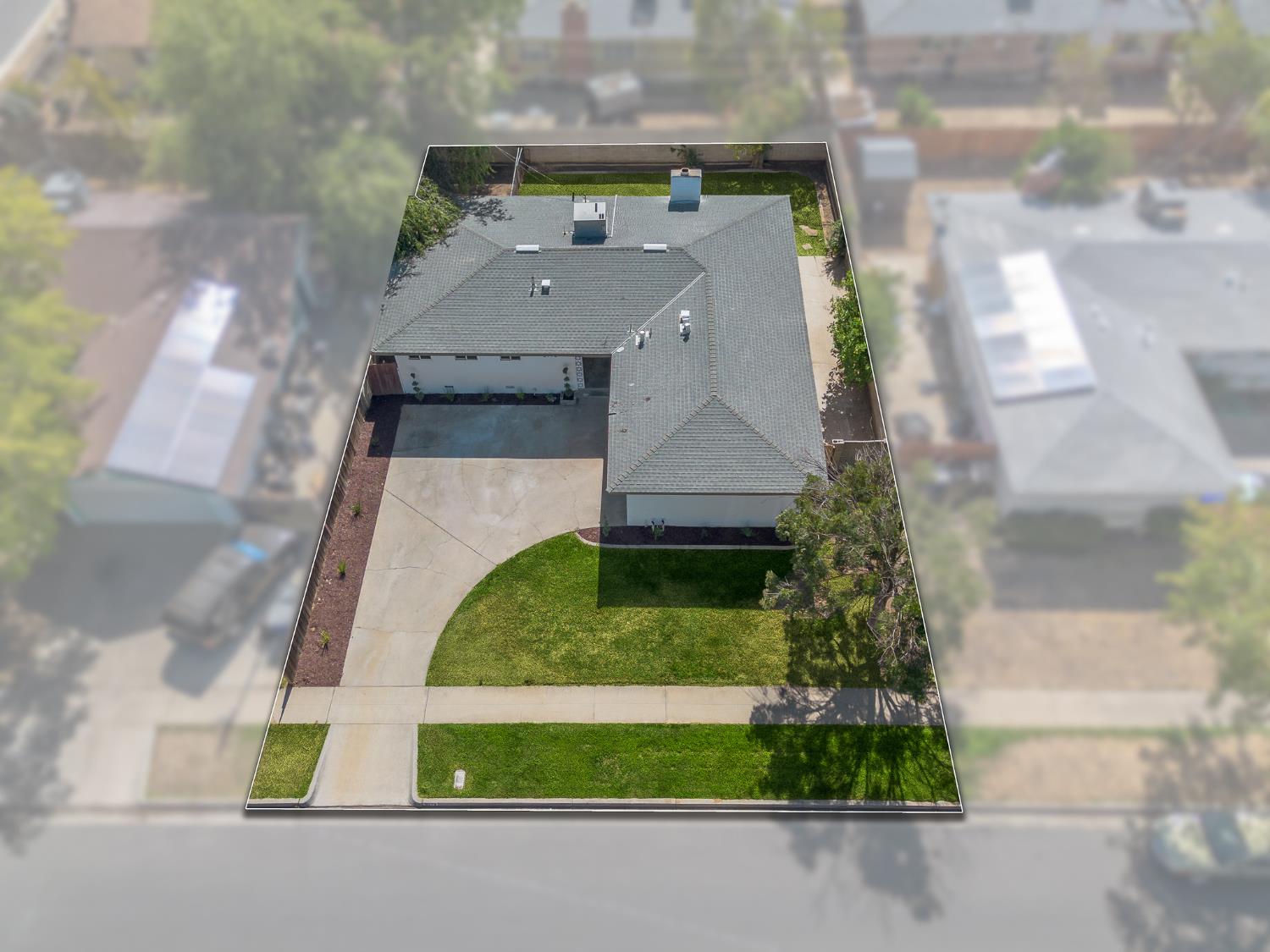 2972 E Northdale Ave, Fresno, CA 93726