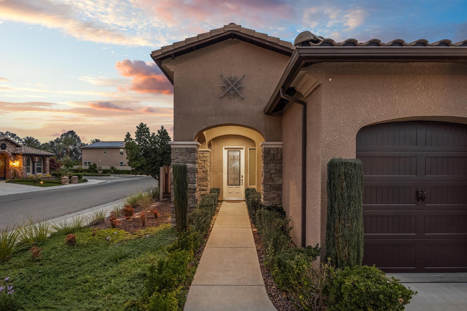 1836 E Bella Rosa Ave, Fresno, CA 93730