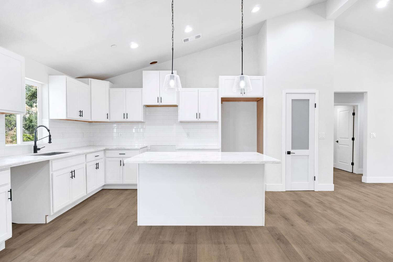 41453 Long Hollow Dr, Coarsegold, CA 93614