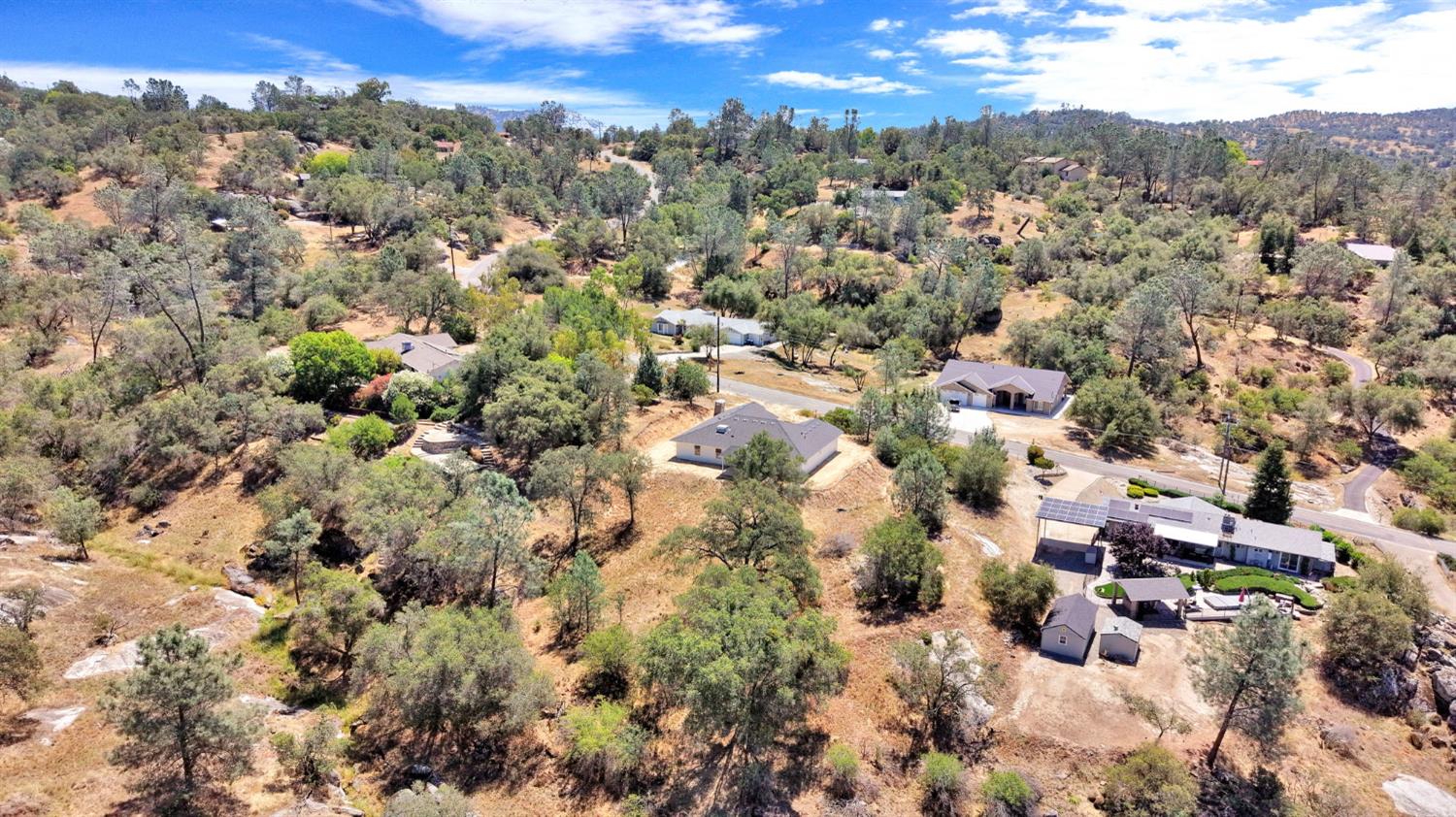 41453 Long Hollow Dr, Coarsegold, CA 93614