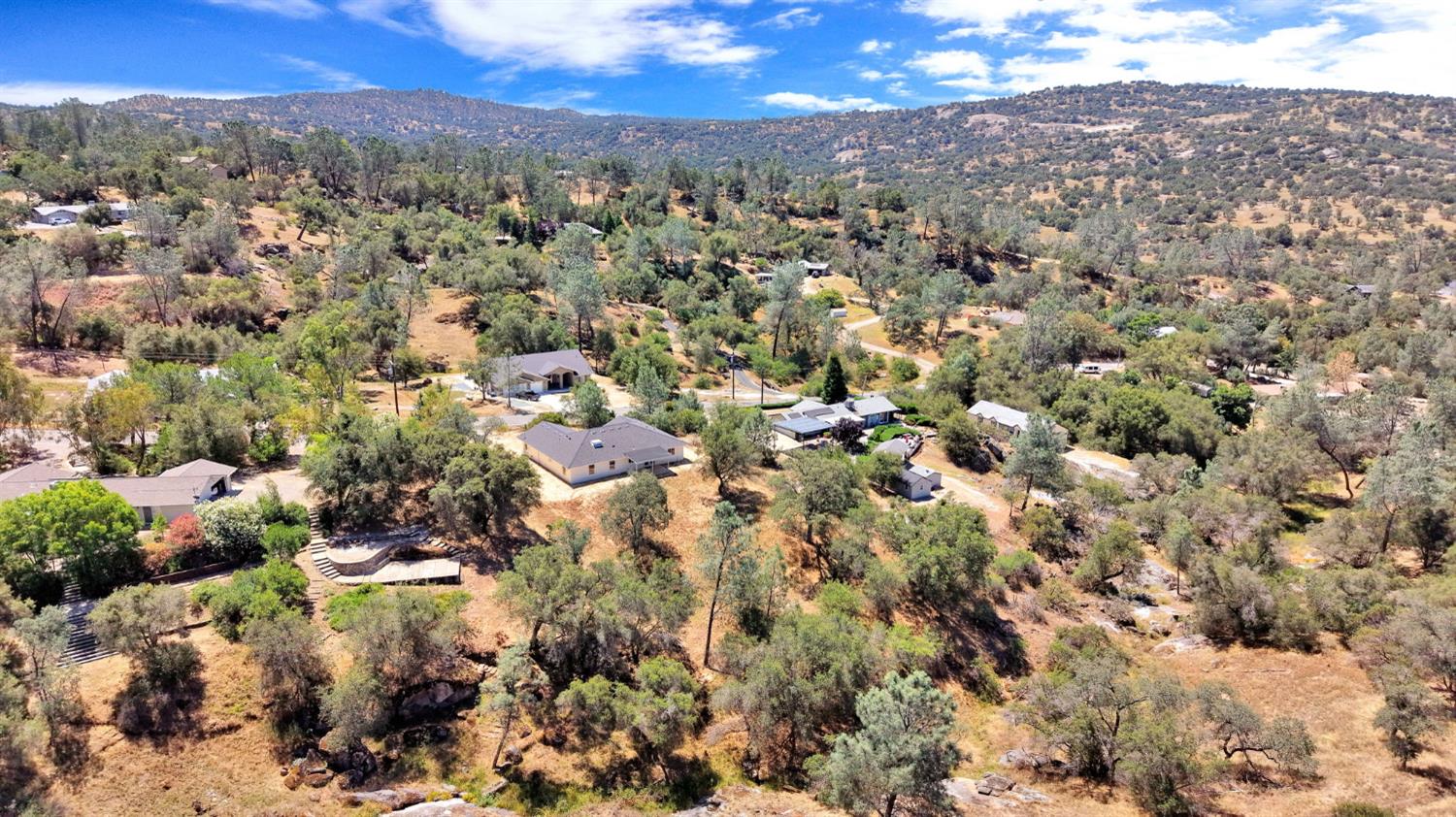 41453 Long Hollow Dr, Coarsegold, CA 93614