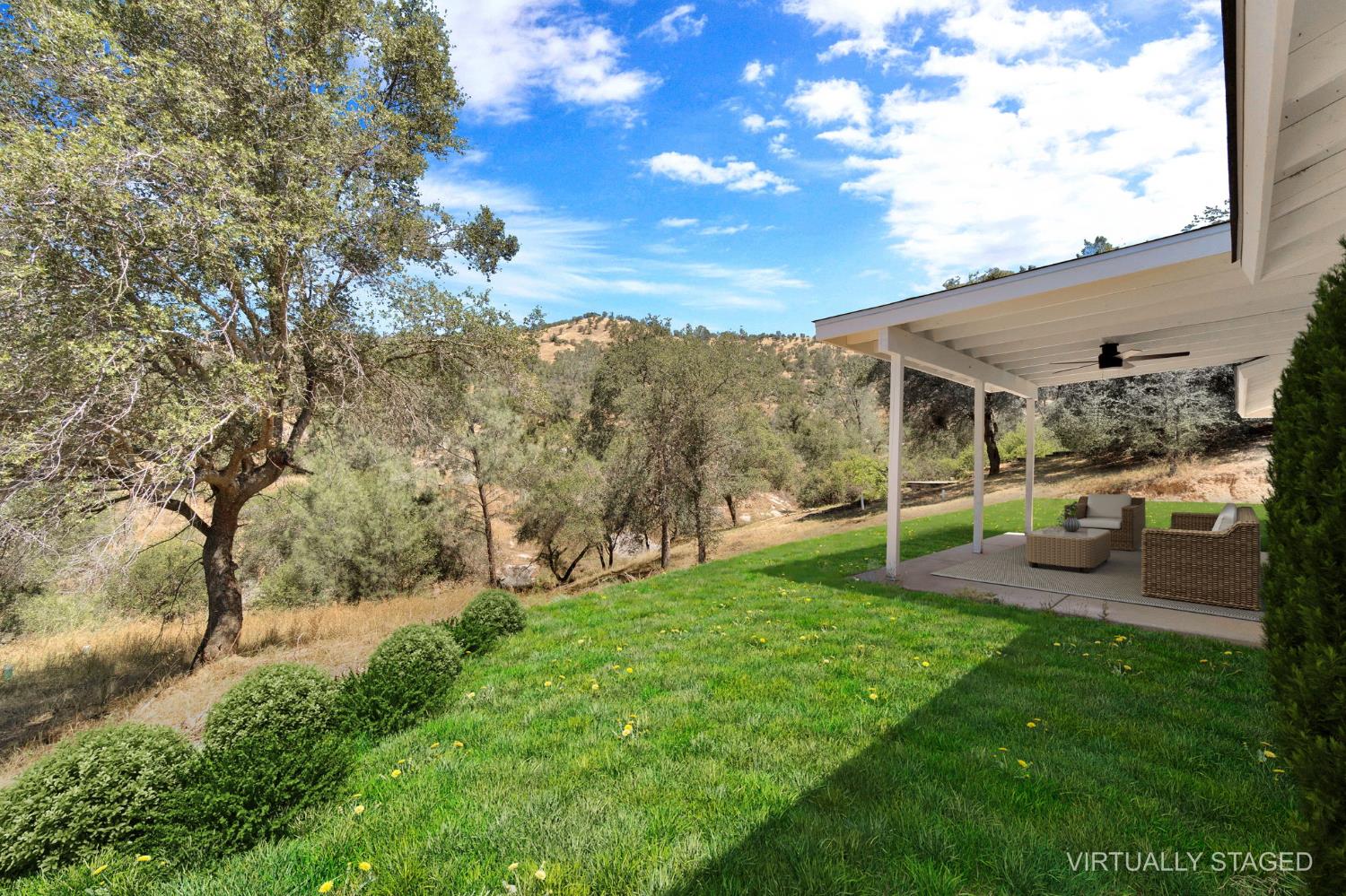 41453 Long Hollow Dr, Coarsegold, CA 93614