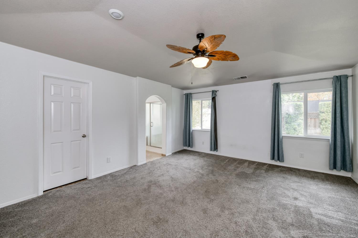 1810 N Jasmine Ave, Reedley, CA 93654