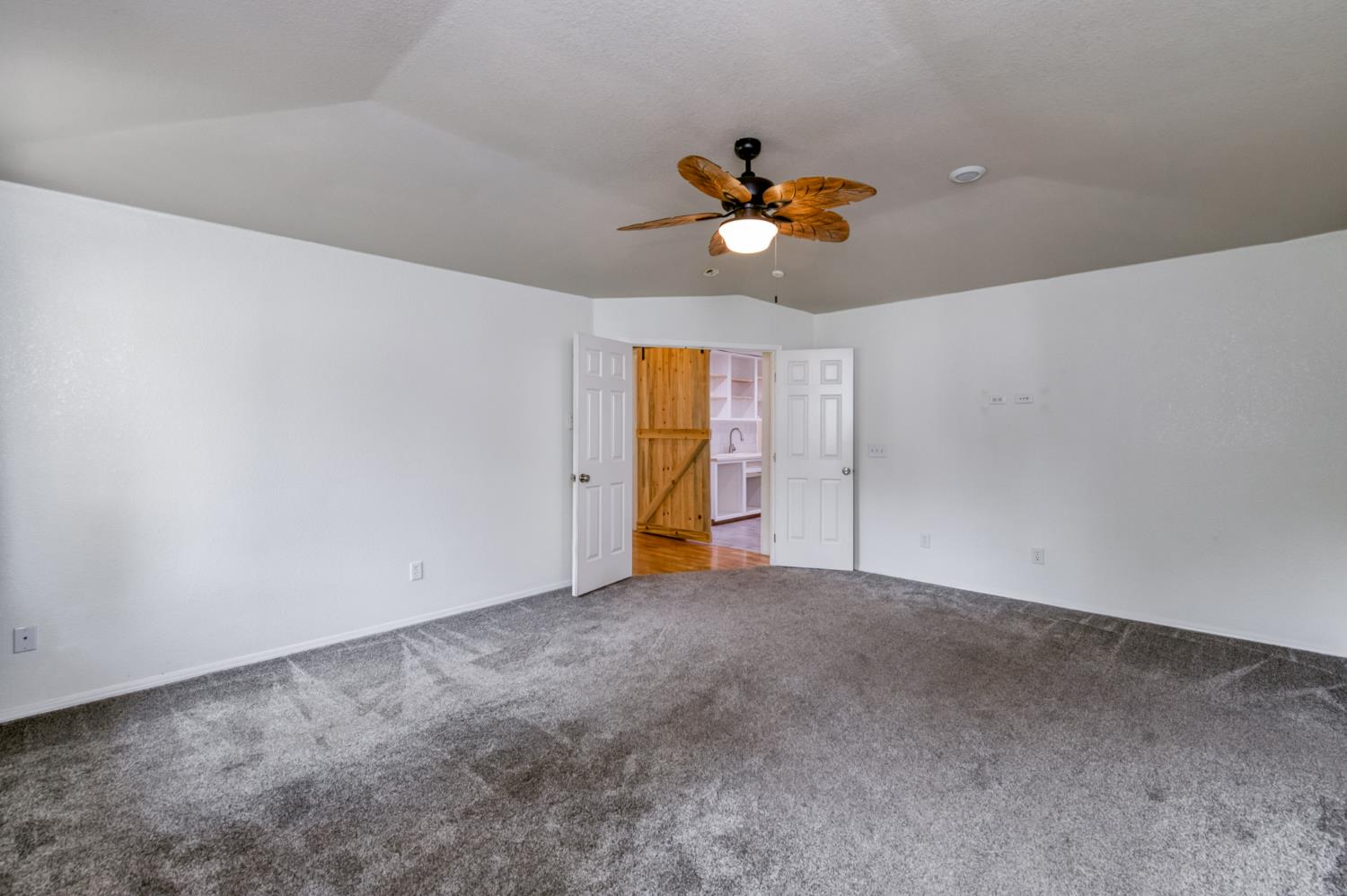 1810 N Jasmine Ave, Reedley, CA 93654