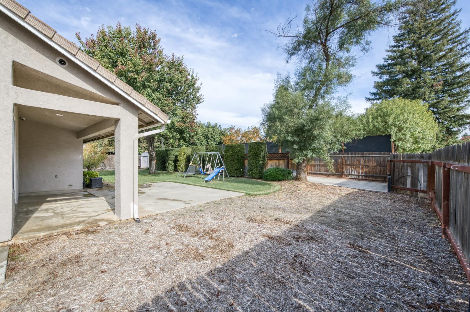 1810 N Jasmine Ave, Reedley, CA 93654