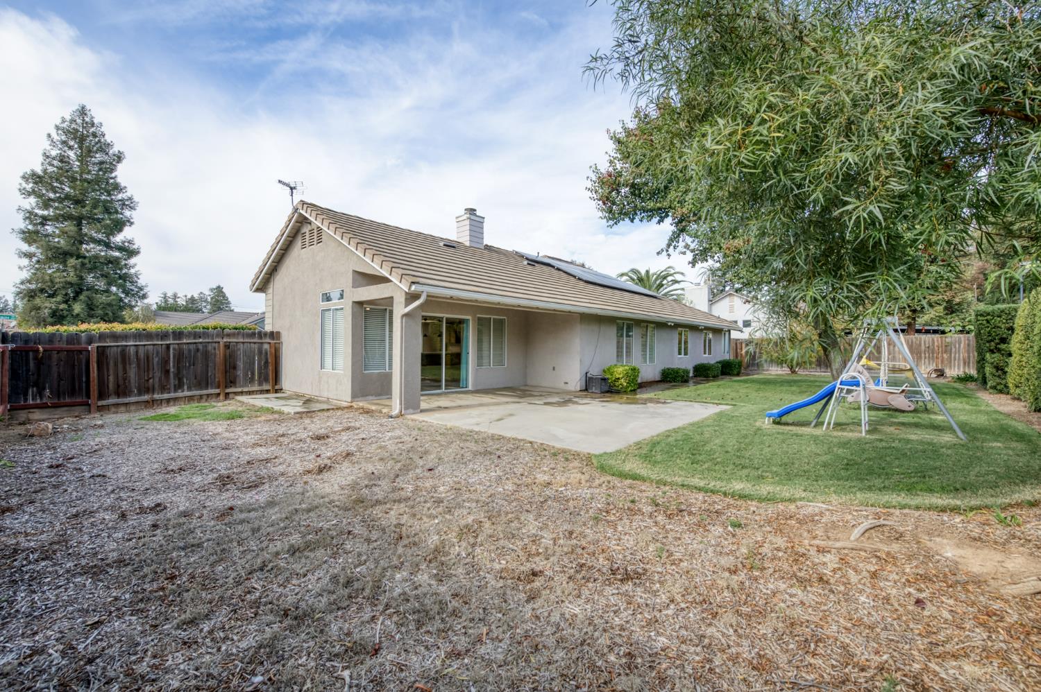 1810 N Jasmine Ave, Reedley, CA 93654