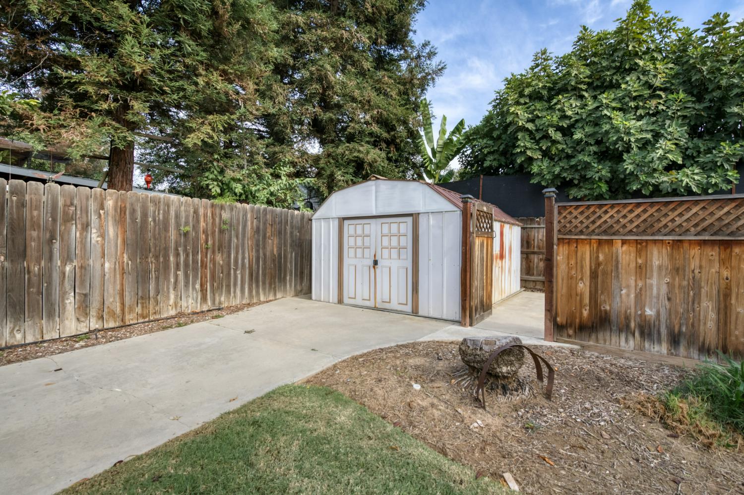 1810 N Jasmine Ave, Reedley, CA 93654