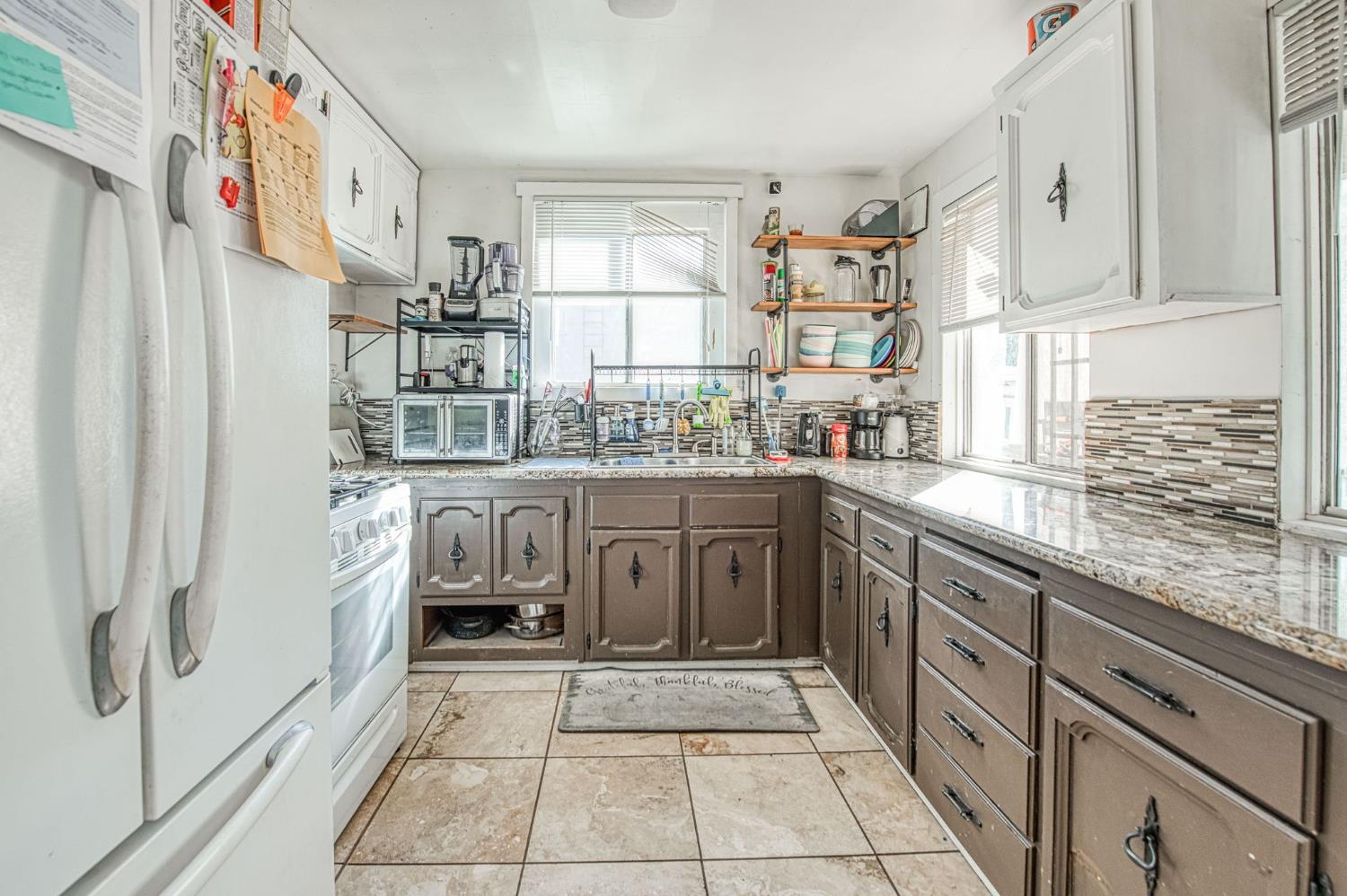 433 N Glenn Ave, Fresno, CA 93701