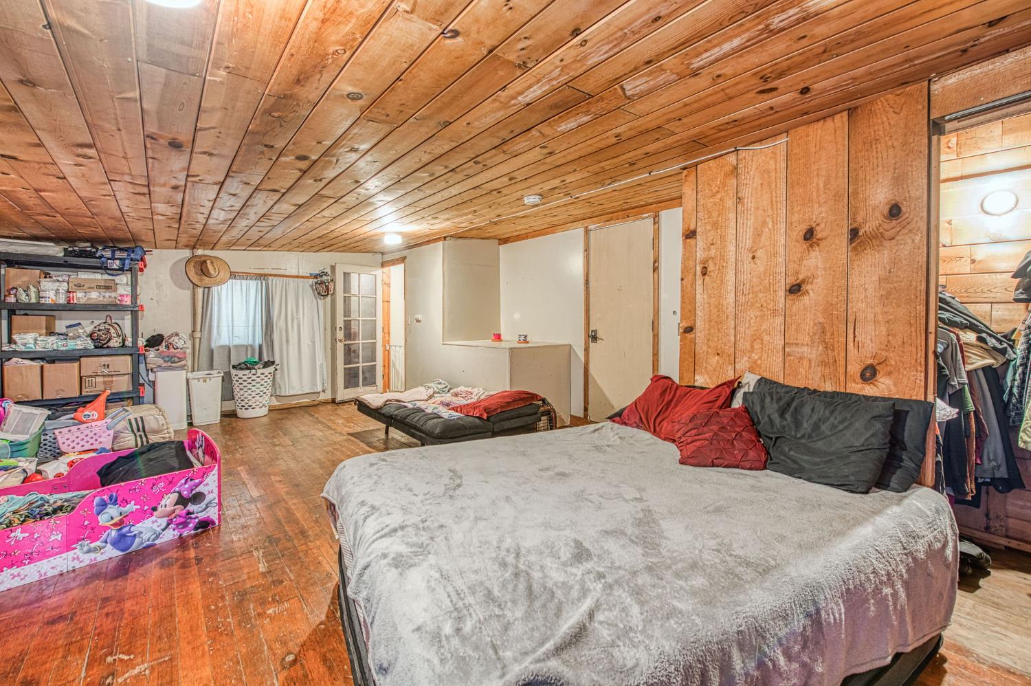 433 N Glenn Ave, Fresno, CA 93701