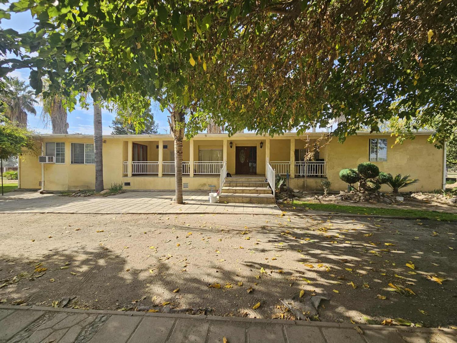 14398 Avenue 88, Pixley, CA 93256