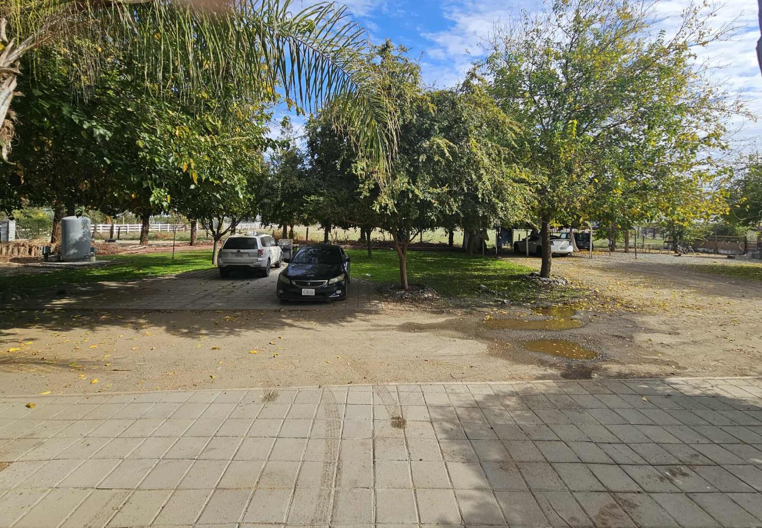 14398 Avenue 88, Pixley, CA 93256