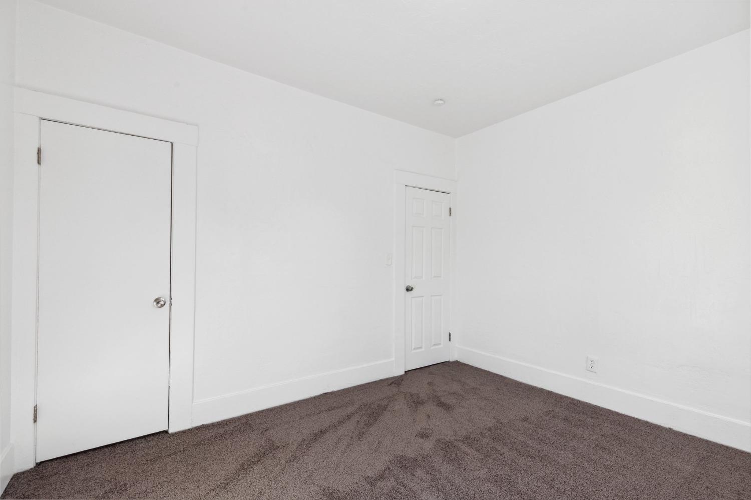 832 S 4Th St, Fresno, CA 93702