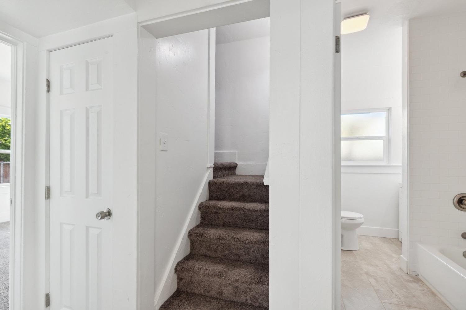 832 S 4Th St, Fresno, CA 93702