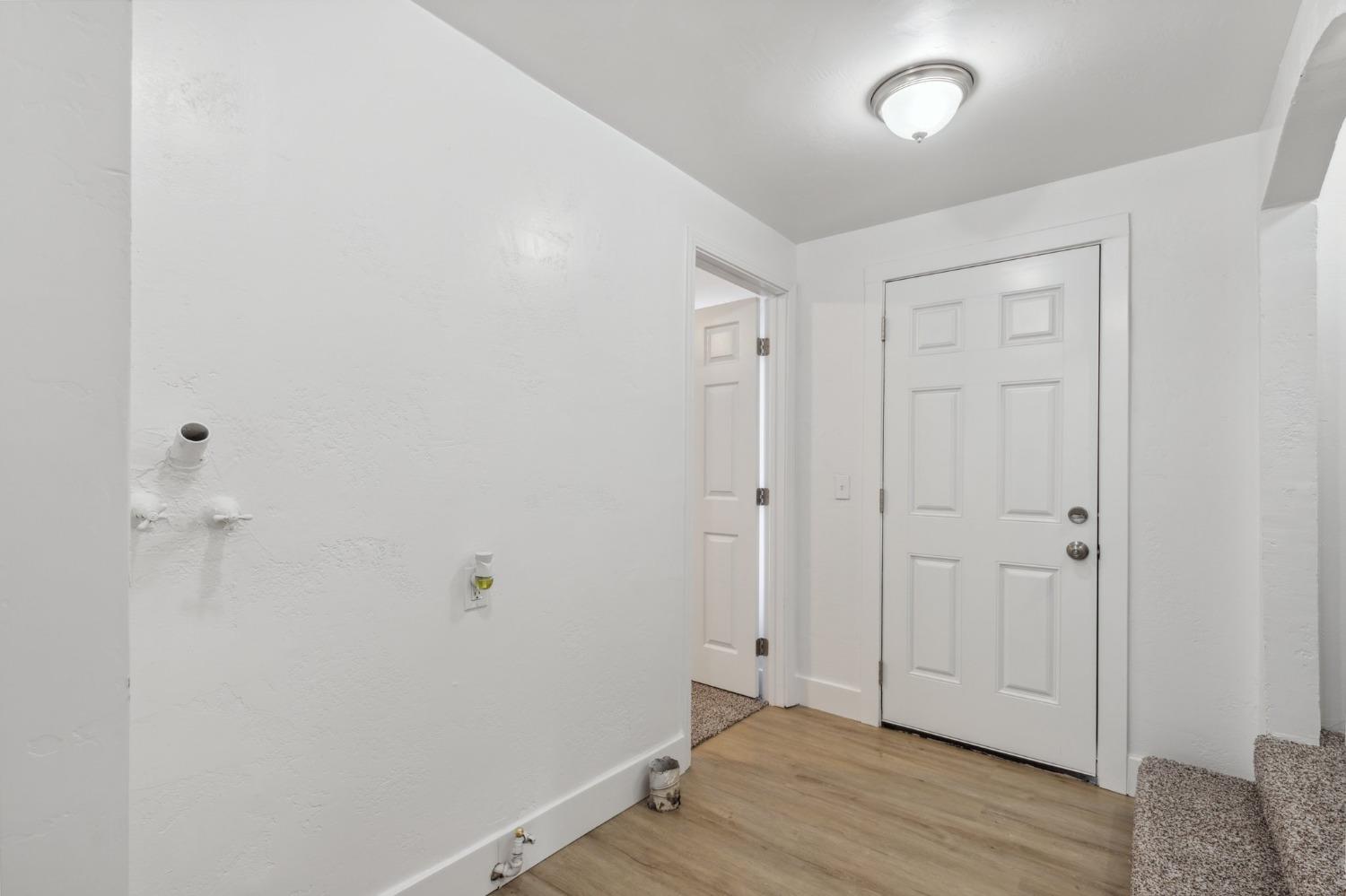 1835 E Clay, Fresno, CA 93701