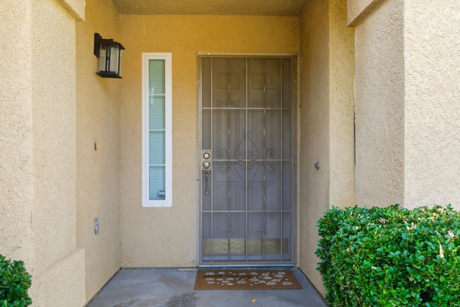 184 S Doubletree Way, Madera, CA 93637