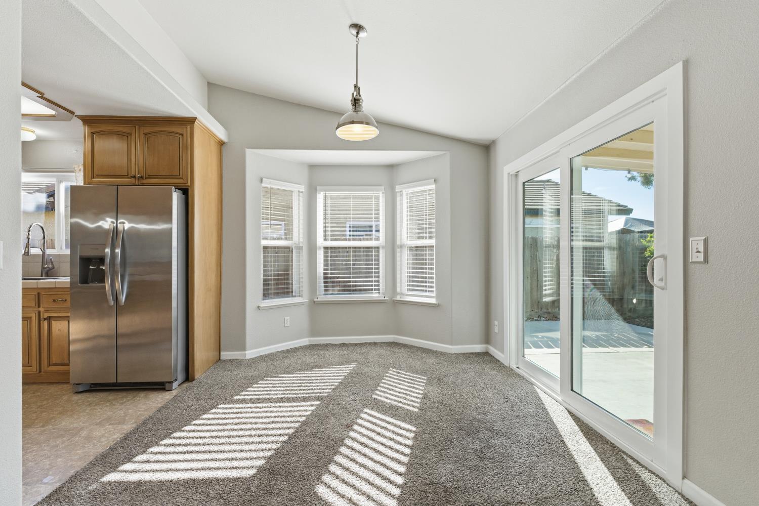 184 S Doubletree Way, Madera, CA 93637