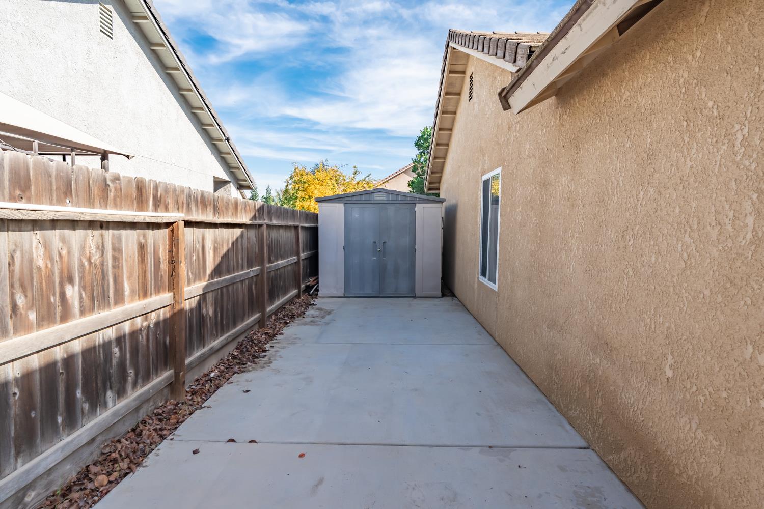 184 S Doubletree Way, Madera, CA 93637