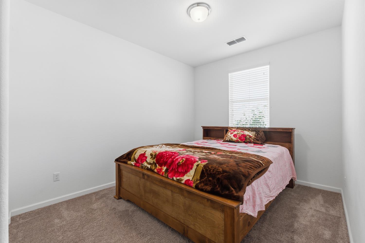 6433 W Acacia Ave, Fresno, CA 93723