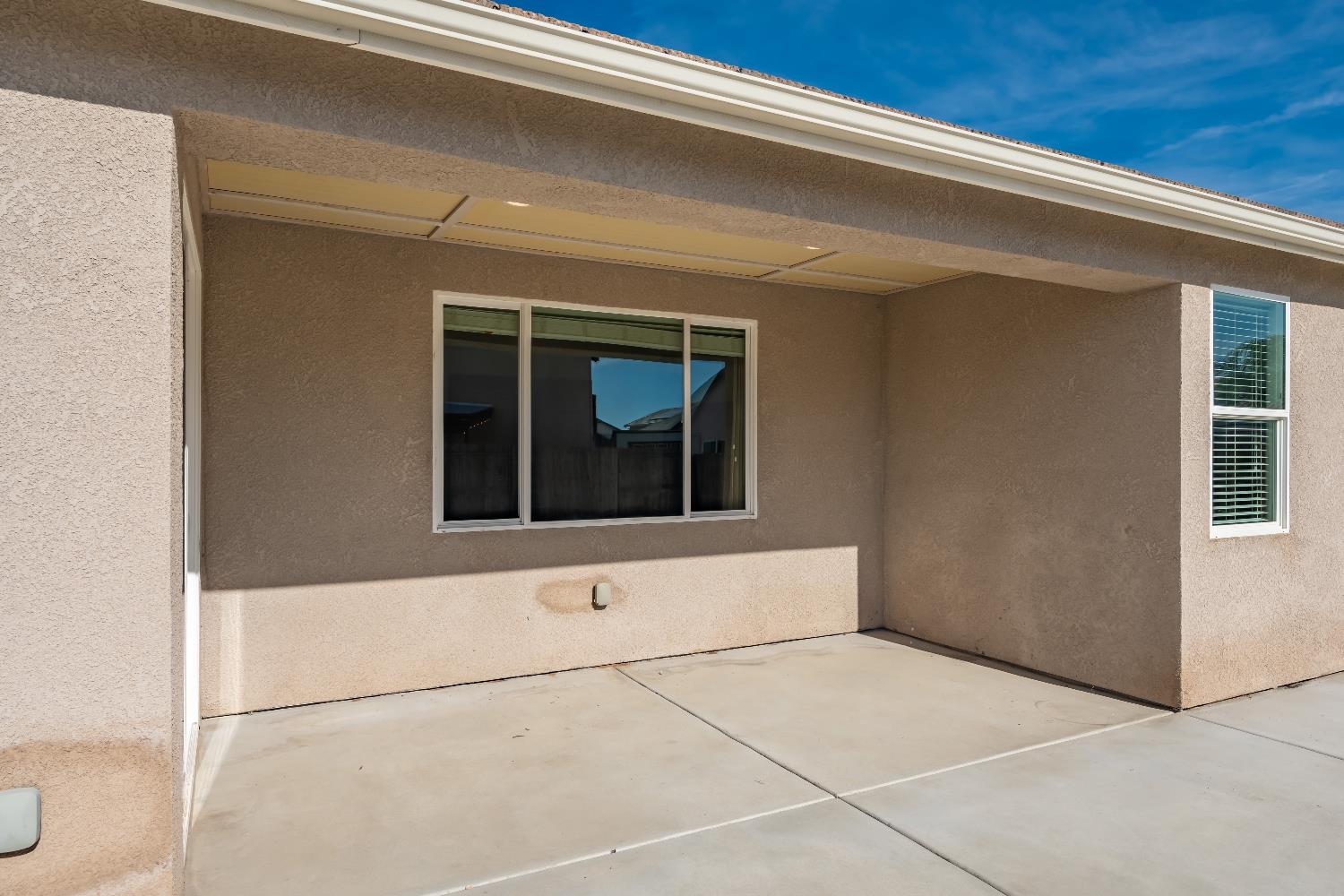 6433 W Acacia Ave, Fresno, CA 93723