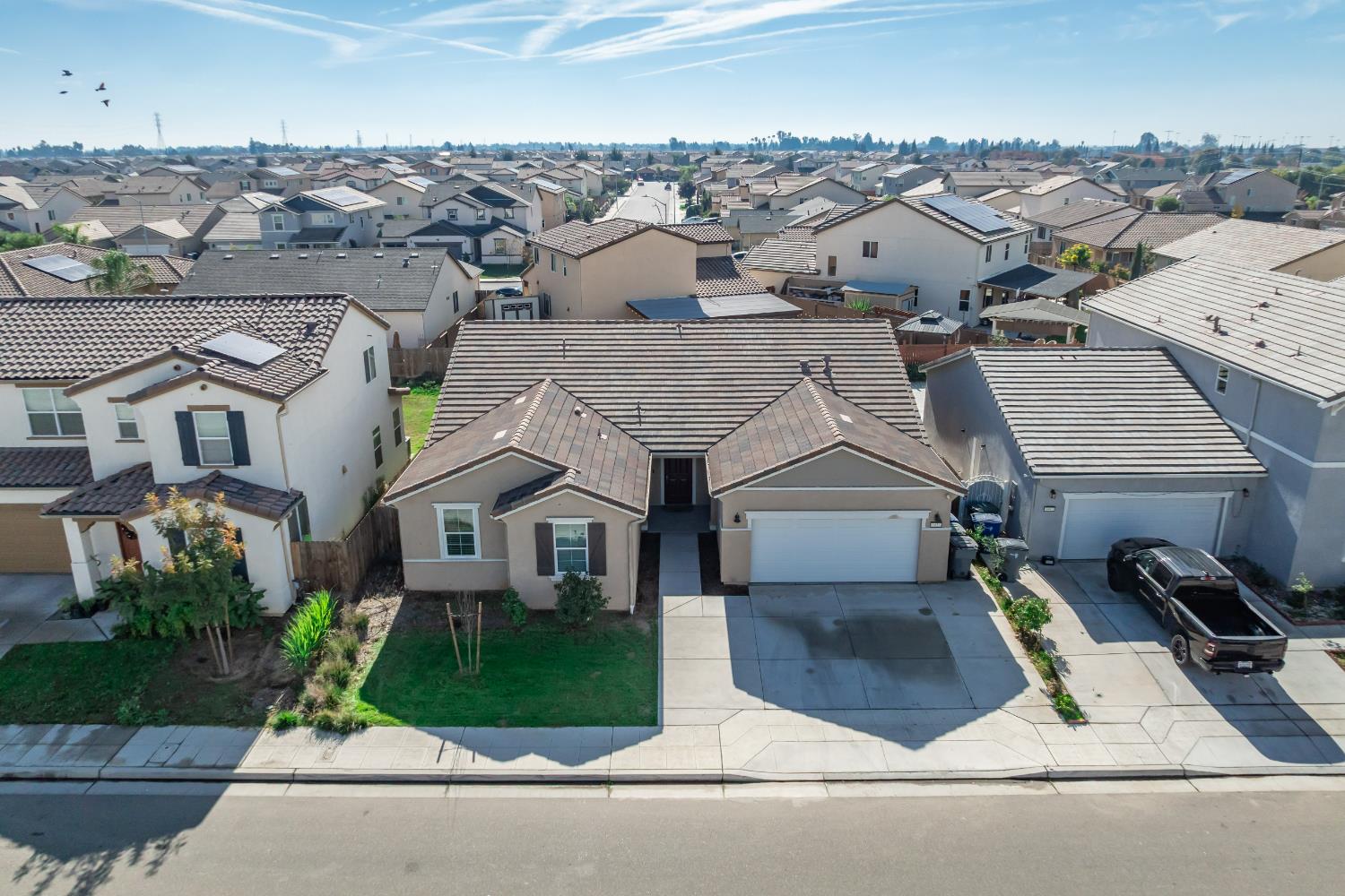 6433 W Acacia Ave, Fresno, CA 93723