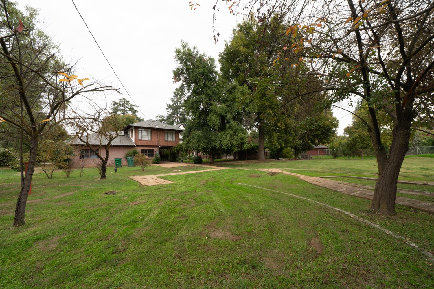 5508 E Lane Ave, Fresno, CA 93727