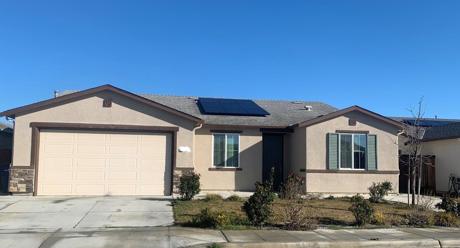 5441 E Burns, Fresno, CA 93727