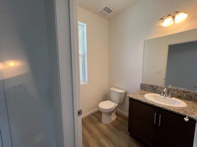 1484 Concord Way #LT 37, Dinuba, CA 93618