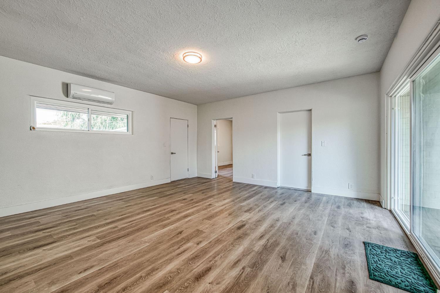 506 W Terrace Ave, Fresno, CA 93705