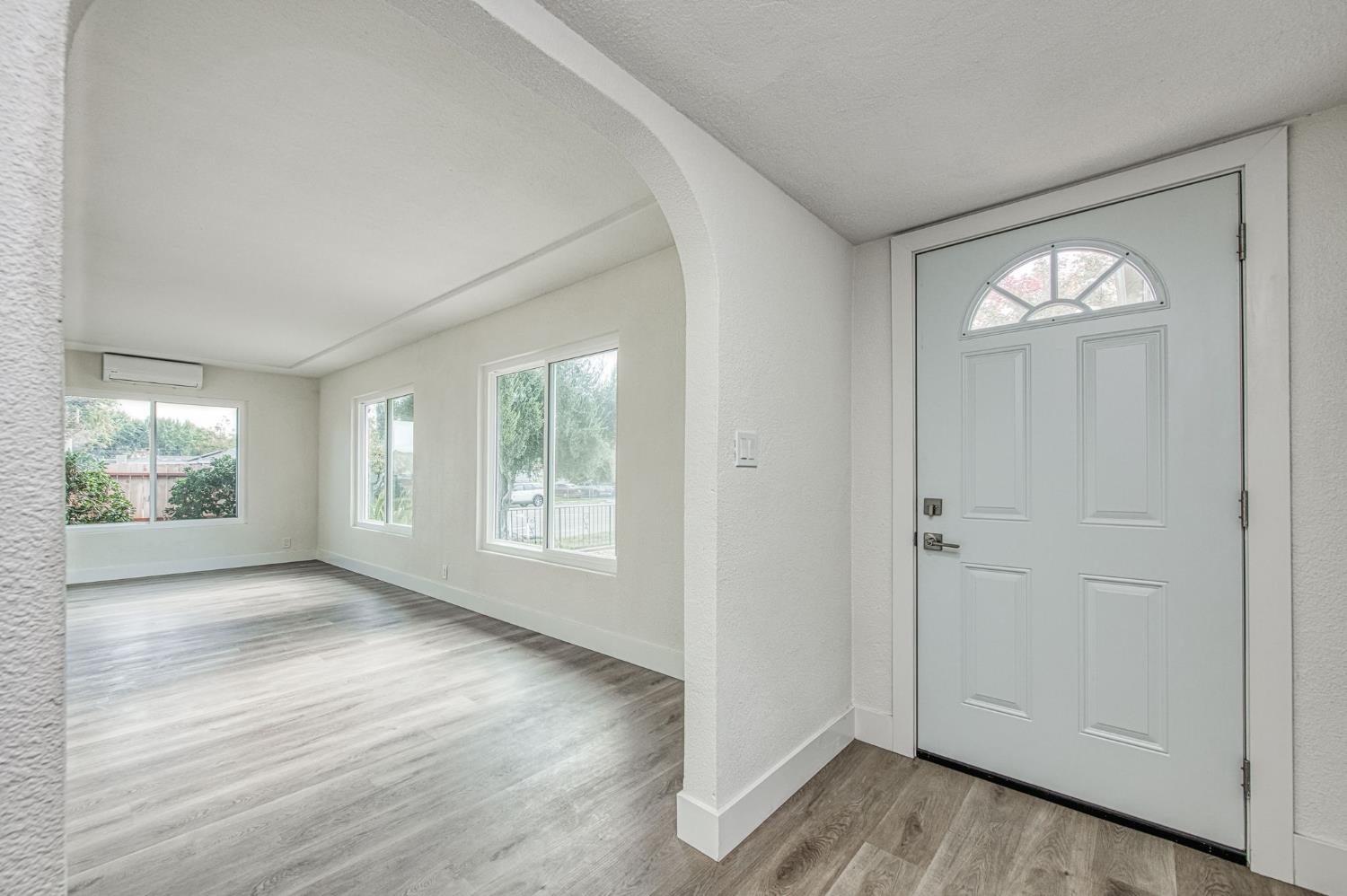 506 W Terrace Ave, Fresno, CA 93705