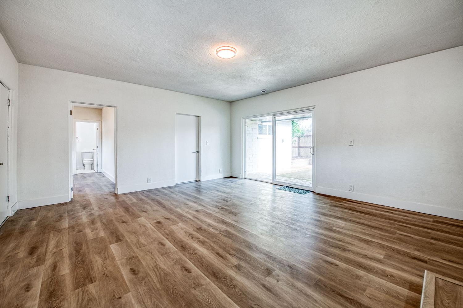 506 W Terrace Ave, Fresno, CA 93705