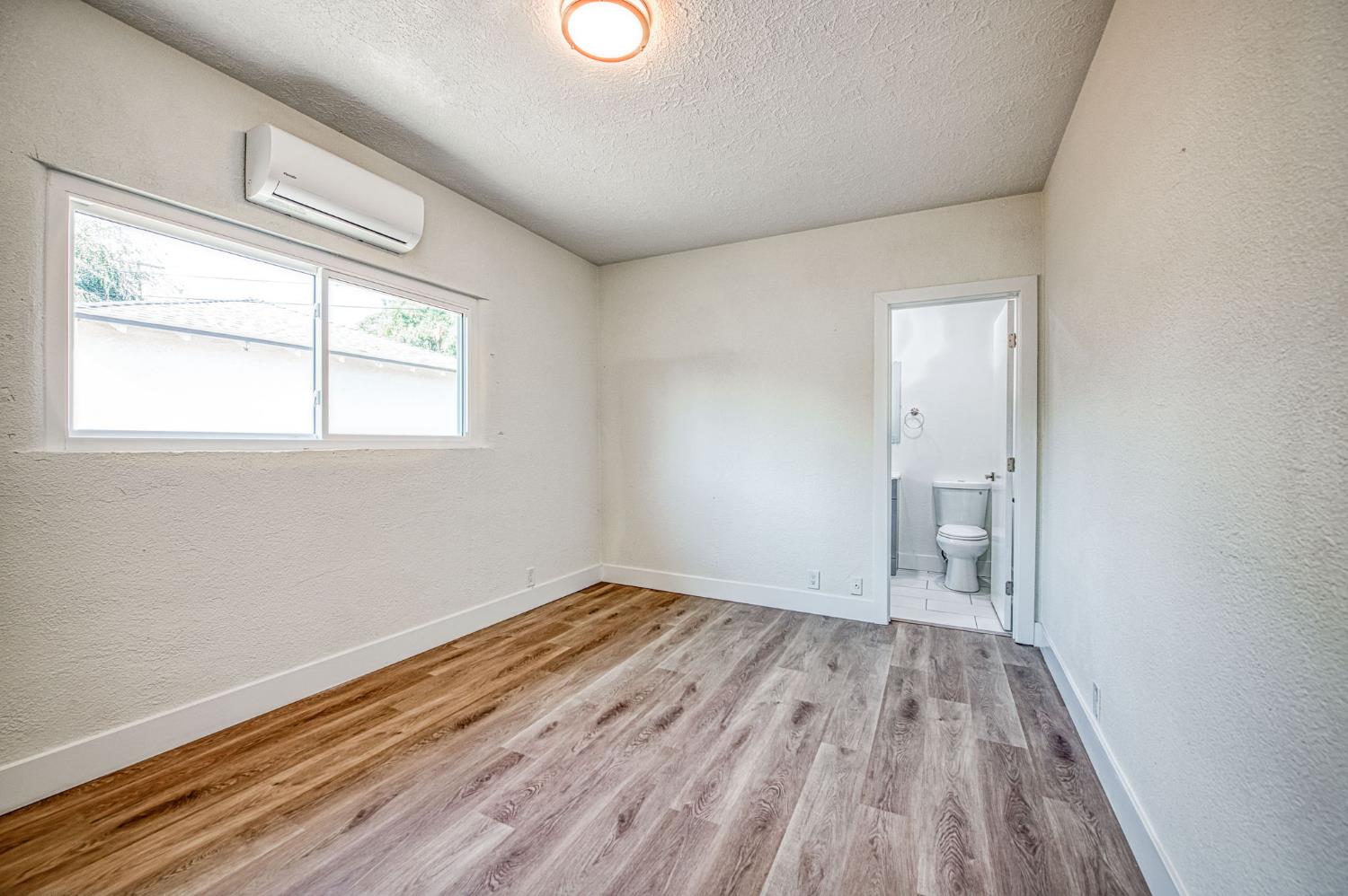 506 W Terrace Ave, Fresno, CA 93705