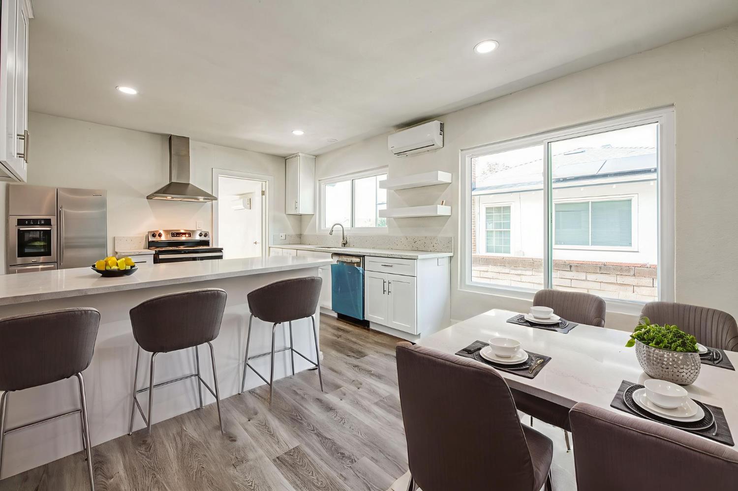 506 W Terrace Ave, Fresno, CA 93705