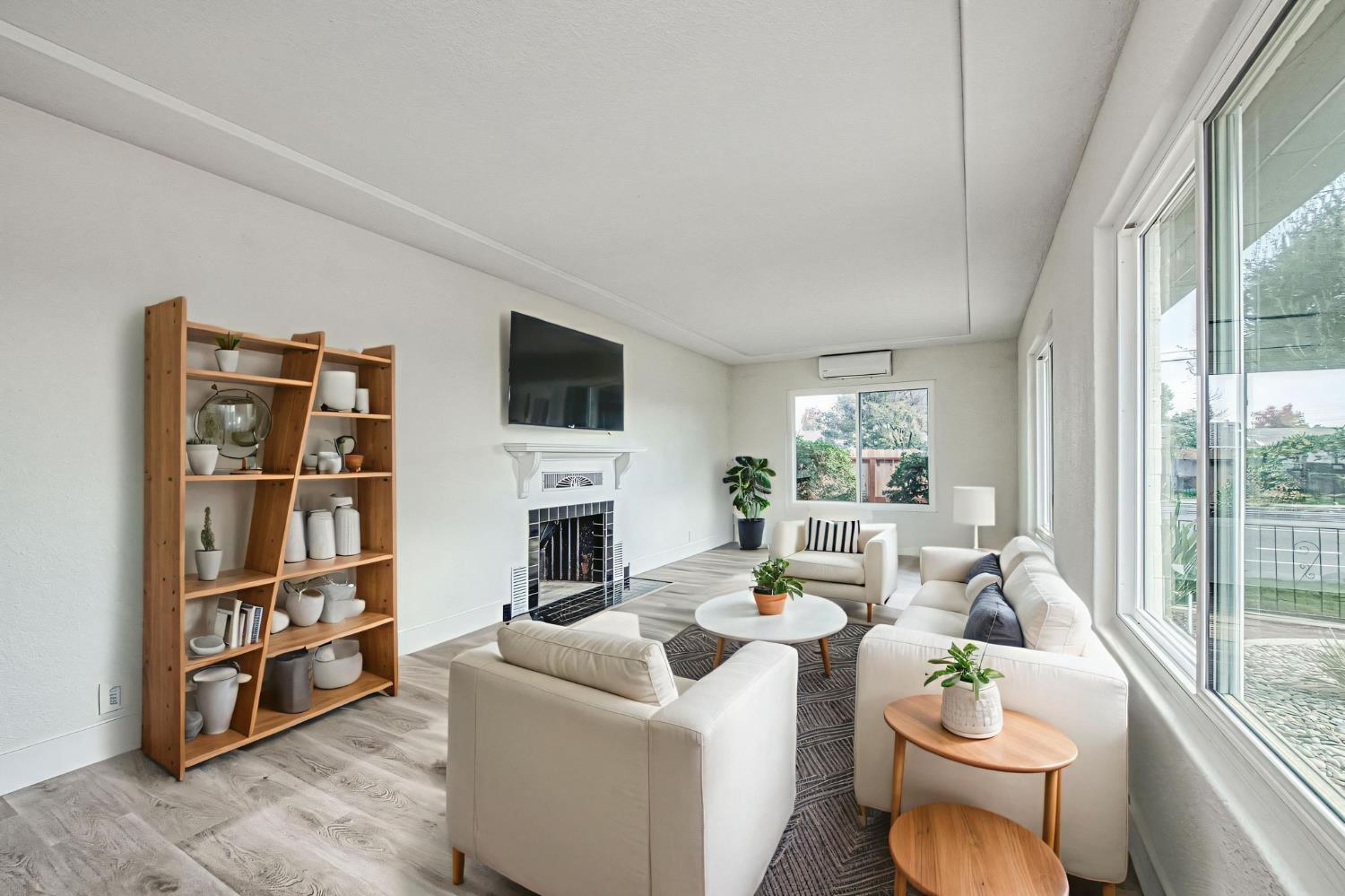 506 W Terrace Ave, Fresno, CA 93705