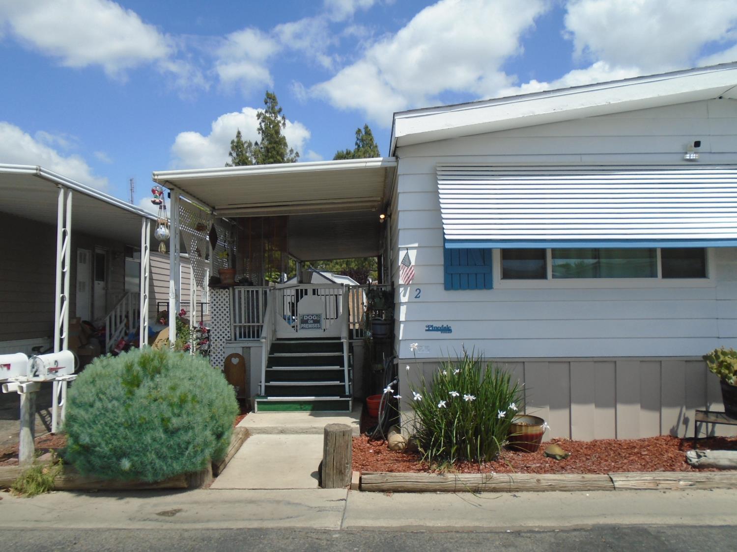 852 #2 E Grangeville Blvd #2, Hanford, CA 93230