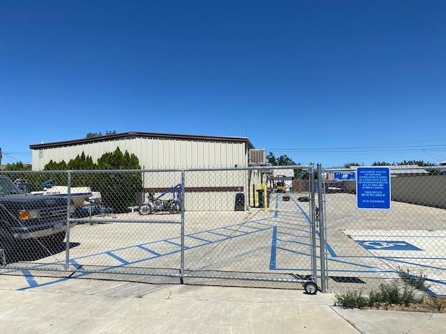 251 S 6th St, Coalinga, CA 93210