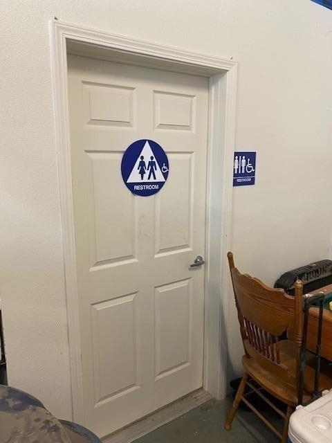 251 S 6th St, Coalinga, CA 93210