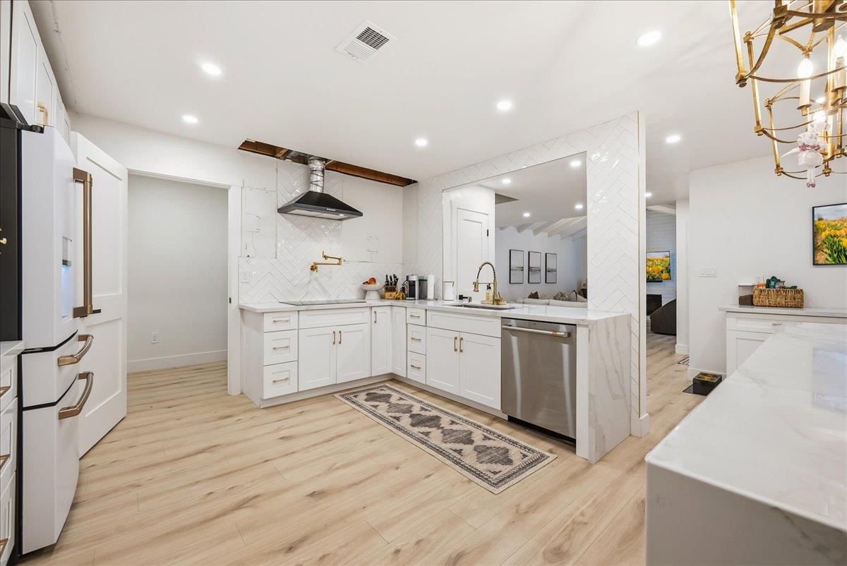 273 Hartnell Pl, Sacramento, CA 95825