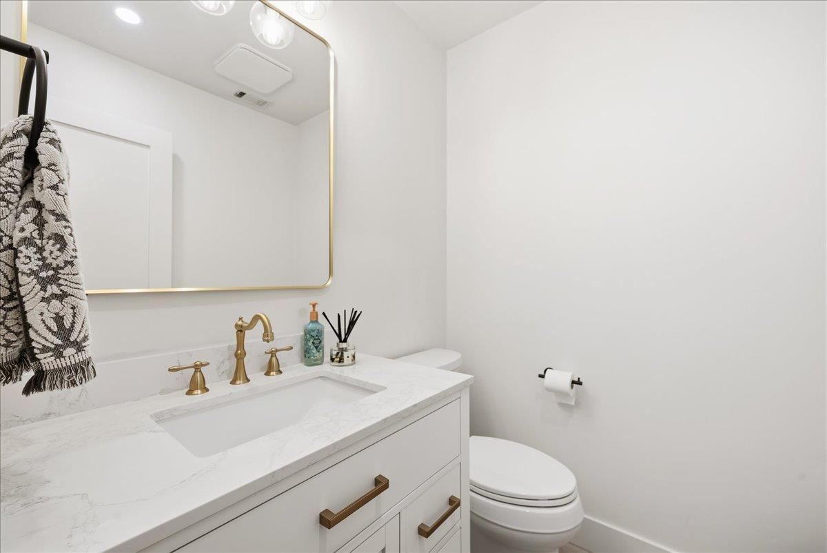 273 Hartnell Pl, Sacramento, CA 95825