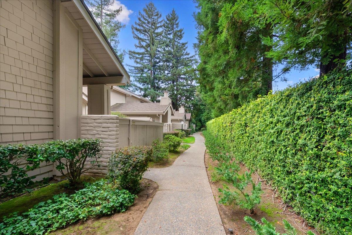 273 Hartnell Pl, Sacramento, CA 95825