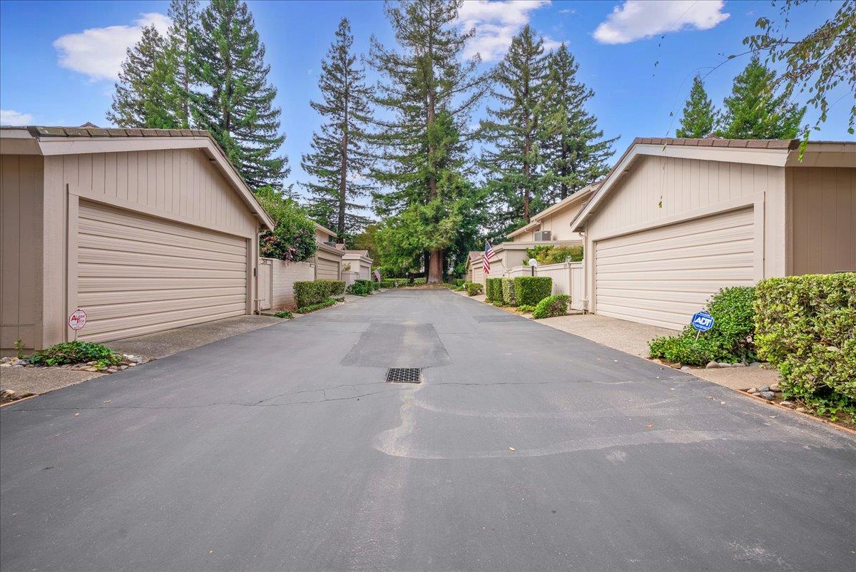 273 Hartnell Pl, Sacramento, CA 95825